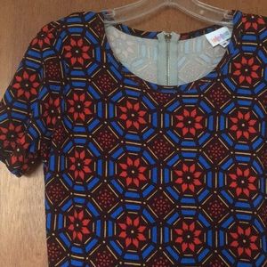 EUC Lularoe Amelia size M